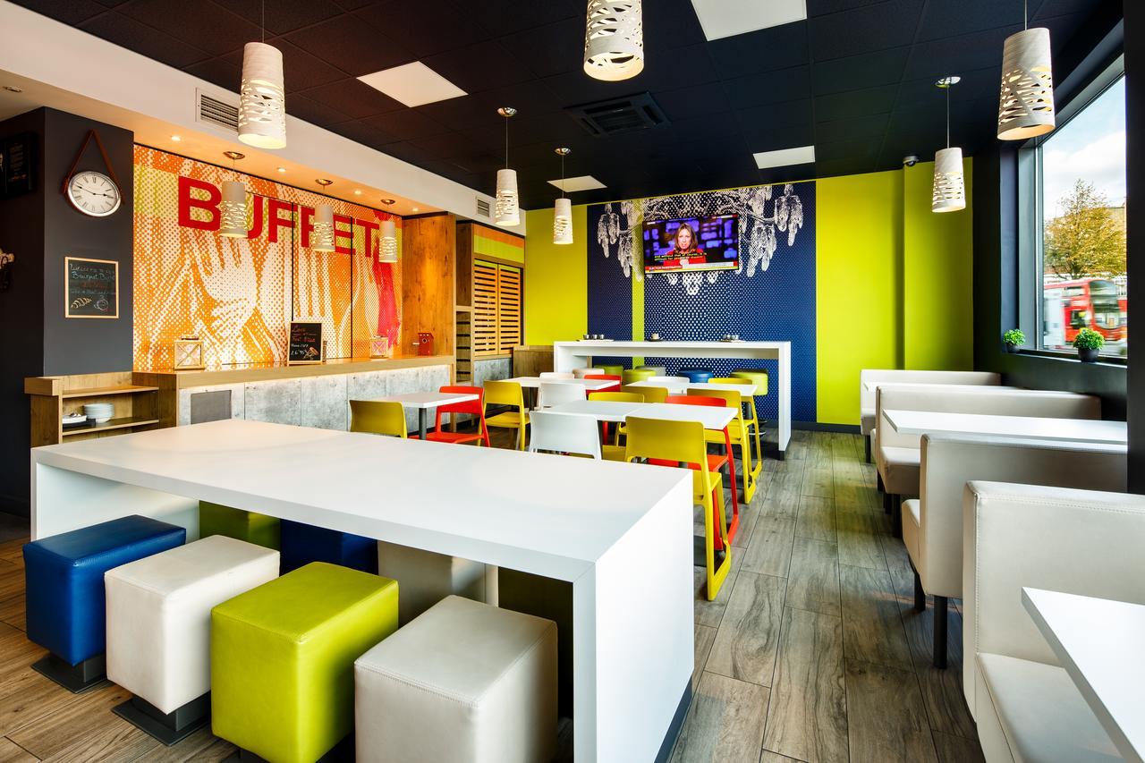 Ibis Budget London Hounslow Exterior foto